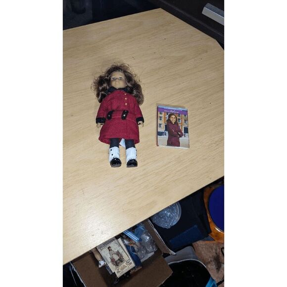 Rebecca mini-American girl doll with book - Picture 2 of 3